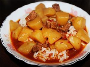 土豆牛肉盖浇饭