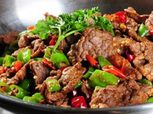 干锅香辣飘香牛肉