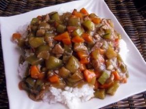 茄汁肉丁盖浇饭