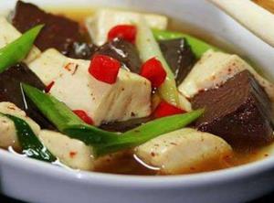 鸭血豆腐汤