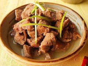 清蒸羊肉